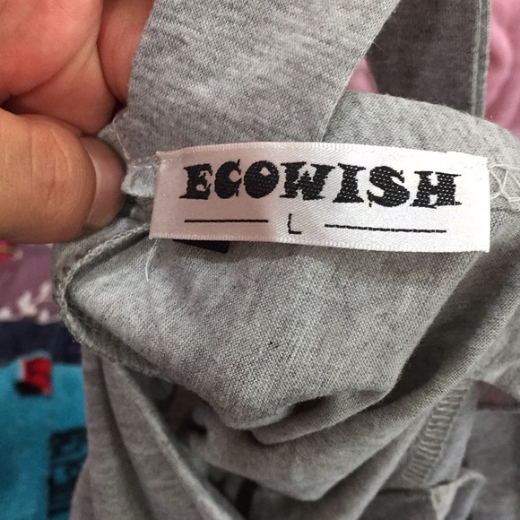 Cropped sleeve “ecowish” brand gray shirt - Picture 3 of 3